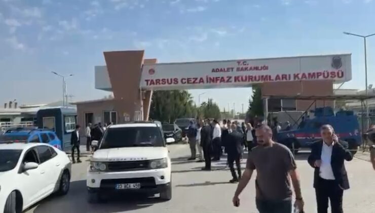 Özgür Özel, tutuklu Mersin belediye başkanlarını Tarsus Cezaevi’nde ziyaret etti
