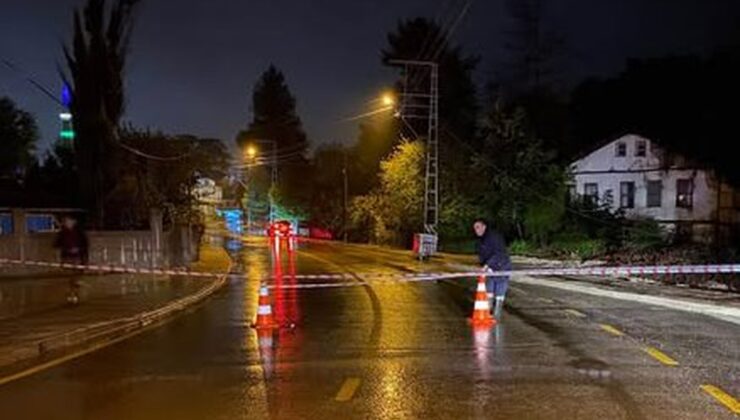 Sakarya’da sağanak sonrası Akyazı-Karapürçek yolundaki Kepekli Köprüsü kapatıldı