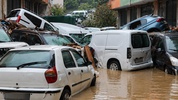 İstanbul'da felaketin fotoğrafı! Araçlar üst üste yığıldı