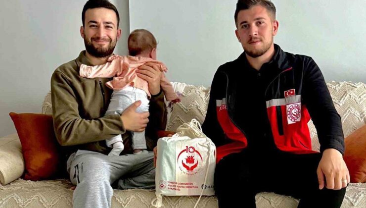 Sason’da Hayat Bağı Projesi’yle yeni ailelere bebek bakım çantası dağıtılıyor