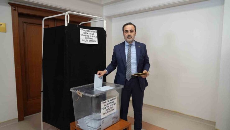 Selçuk Öztürk, Konya Ticaret Odası Başkanlığına oy birliğiyle yeniden seçildi