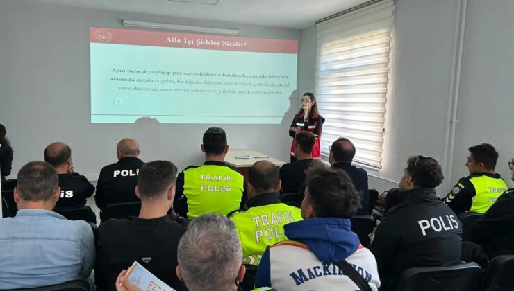 Sinop’ta emniyet personeline 6284 kapsamında kadına şiddet bilgilendirmesi yapıldı