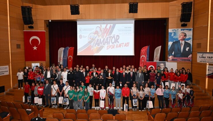 Sinop’ta Sporun Enleri Ödül Töreni düzenlendi