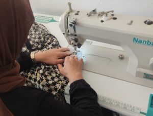 Sivas Ulaş’ta kadınlara giyim üretim kursu açıldı, 22 kursiyer eğitime başladı