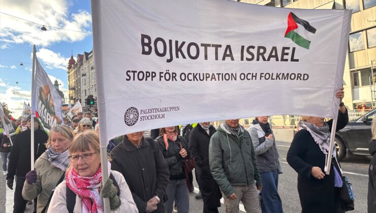 Stockholm’de yüzlerce kişi İsrail’in Gazze’deki savaş suçlarını kınadı