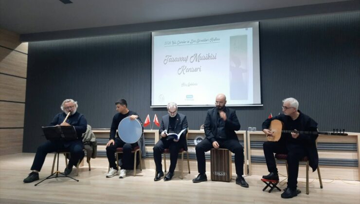 Tekirdağ’da Camiler ve Din Görevlileri Haftası’nda tasavvuf musikisi konseri verildi