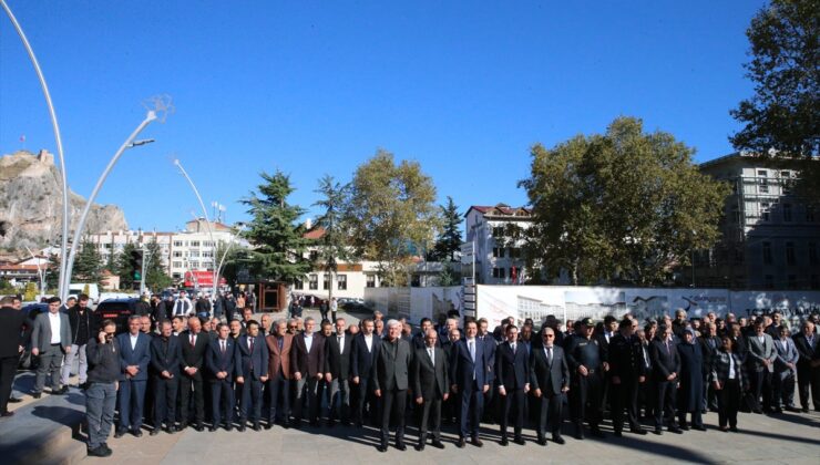 Tokat’ta Muhtarlar Günü’nde muhtarlar derneği başkanı hizmet binası talep etti
