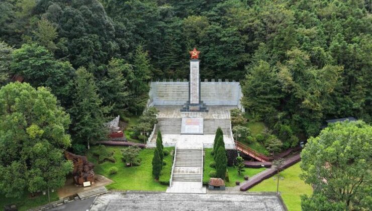 Türk akademisyen ve siyasetçiler Uzun Yürüyüş’ün 90. yılında Çin’le işbirliği istedi