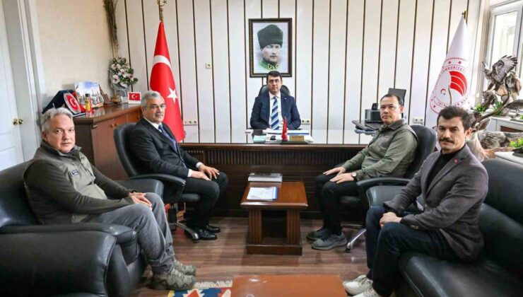 Uşak Valisi Kartal, Orman İşletme ve Doğa Koruma müdürlüklerini ziyaret etti