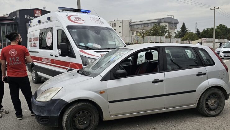 Yavuz Selim Mahallesi’nde otomobil ile ambulans çarpıştı, yaralanan olmadı