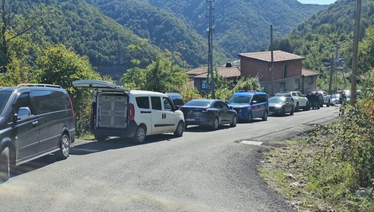Zonguldak Kozlu’da balık avında kaybolan kişi için 60 kişilik ekip arama yapıyor